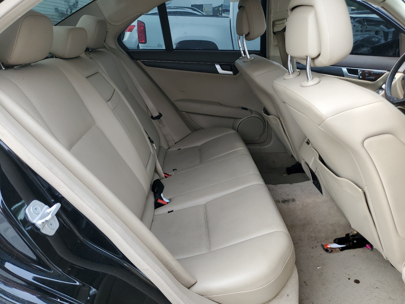 WDDGF4HBXCR218415 2012 Mercedes-Benz C 250