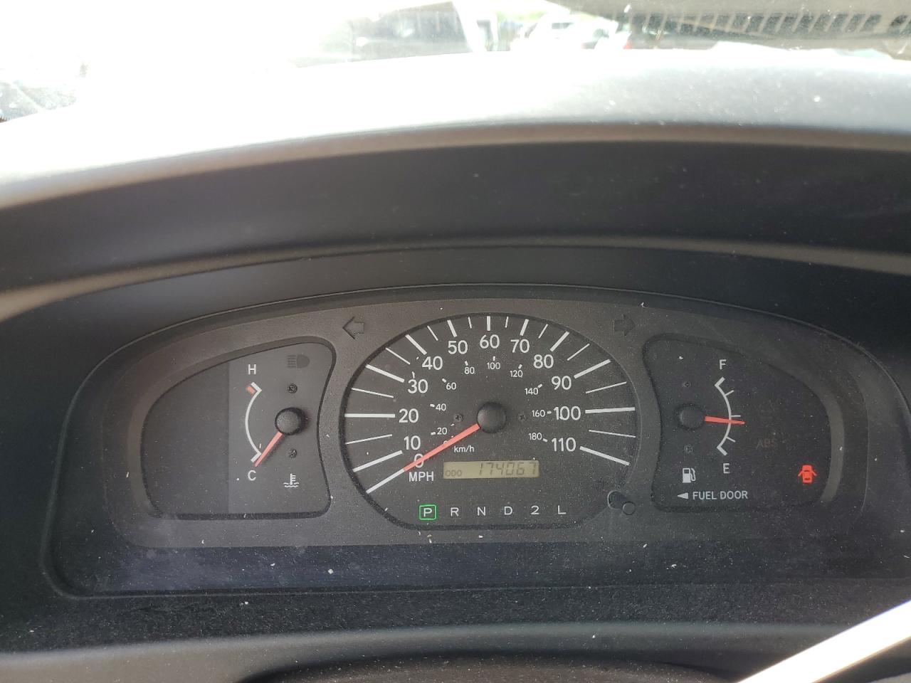 2000 Toyota Sienna Ce VIN: 4T3GF19C4YU297734 Lot: 53499614