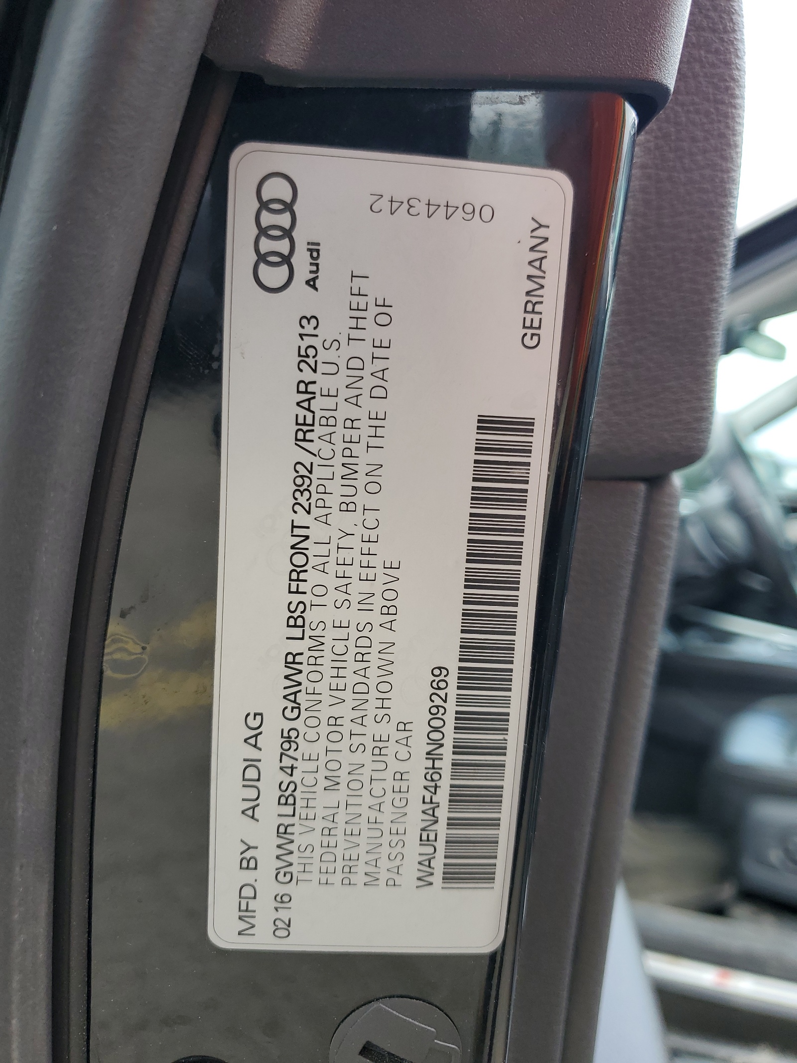 WAUENAF46HN009269 2017 Audi A4 Premium Plus