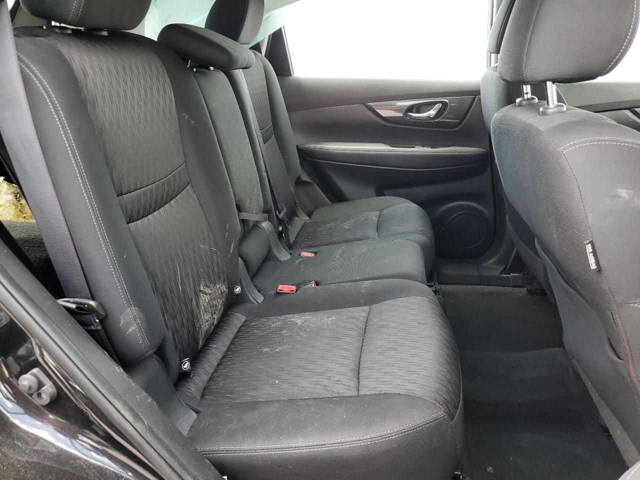 2018 Nissan Rogue S VIN: KNMAT2MT7JP608957 Lot: 55555854