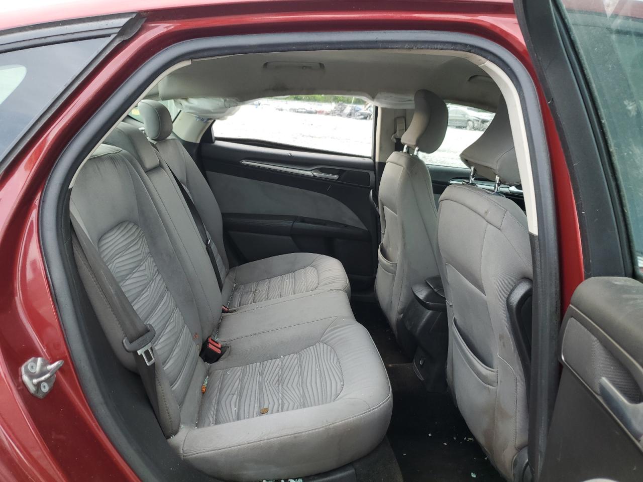 2016 Ford Fusion - Image 11