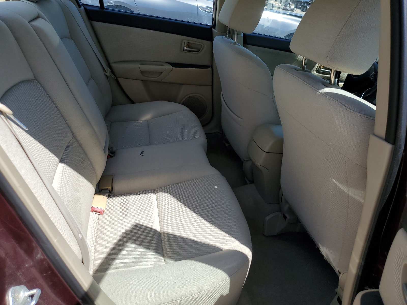 JM1BK12F471727284 2007 Mazda 3 I