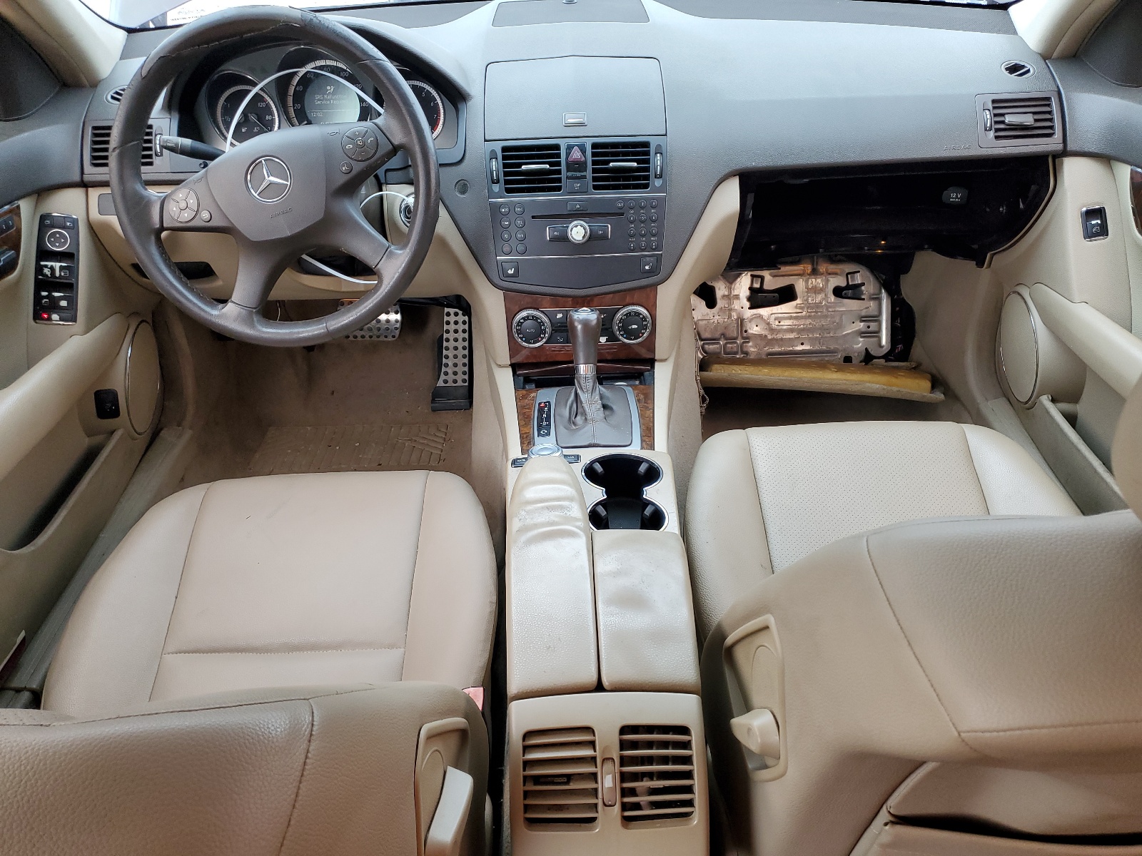 WDDGF54X29R067876 2009 Mercedes-Benz C 300