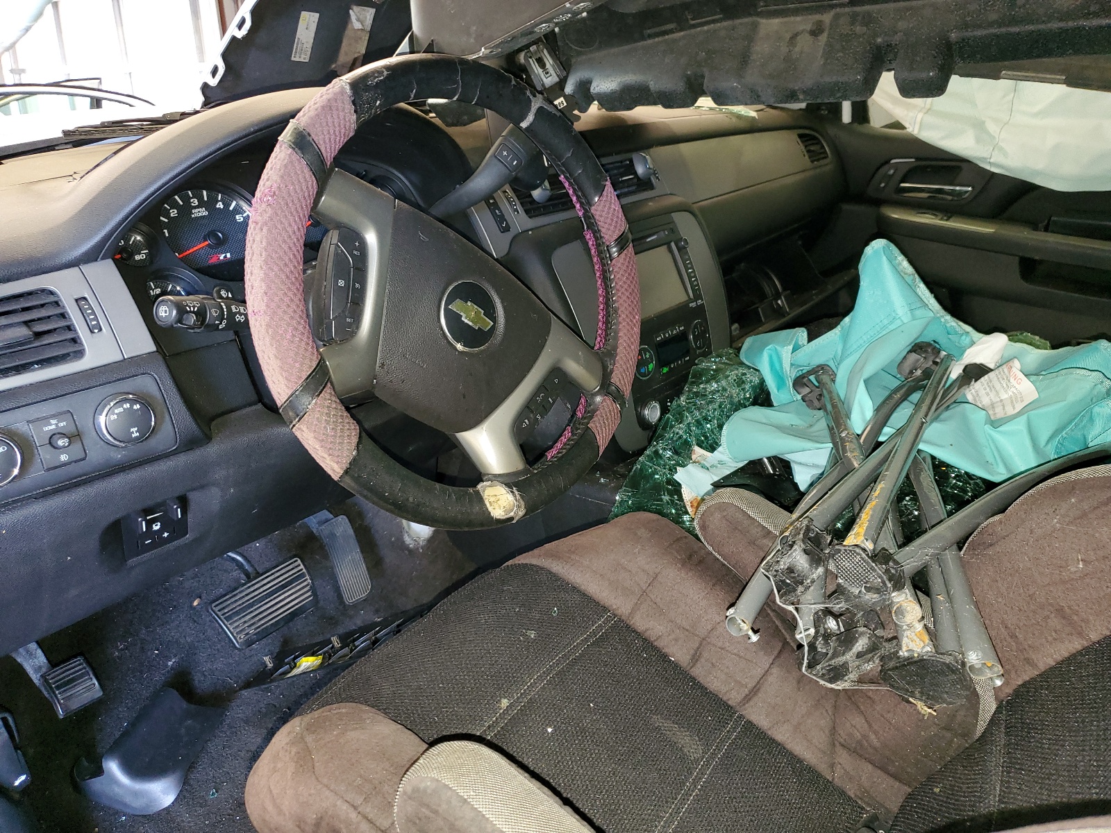 1GNSKBE02DR277085 2013 Chevrolet Tahoe K1500 Lt