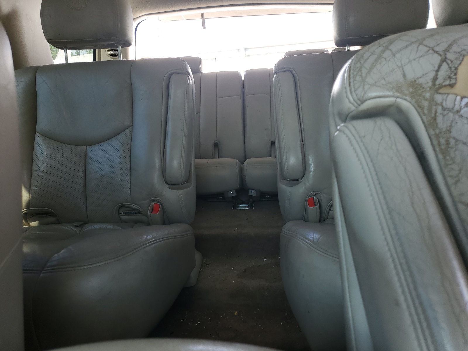 1GYEK63N65R138164 2005 Cadillac Escalade Luxury