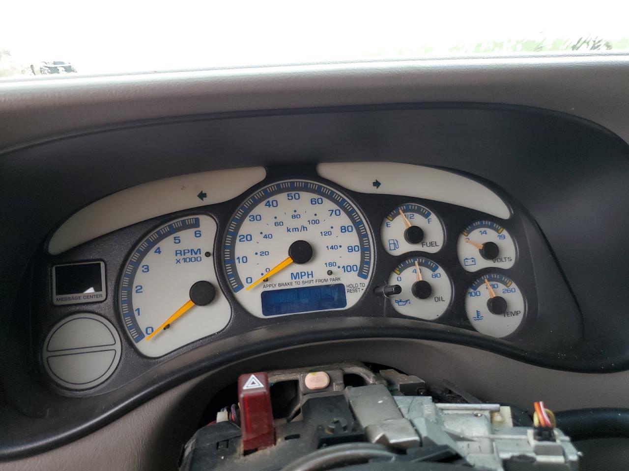 2000 Chevrolet Tahoe K1500 VIN: 1GNEK13T5YJ178964 Lot: 55955034