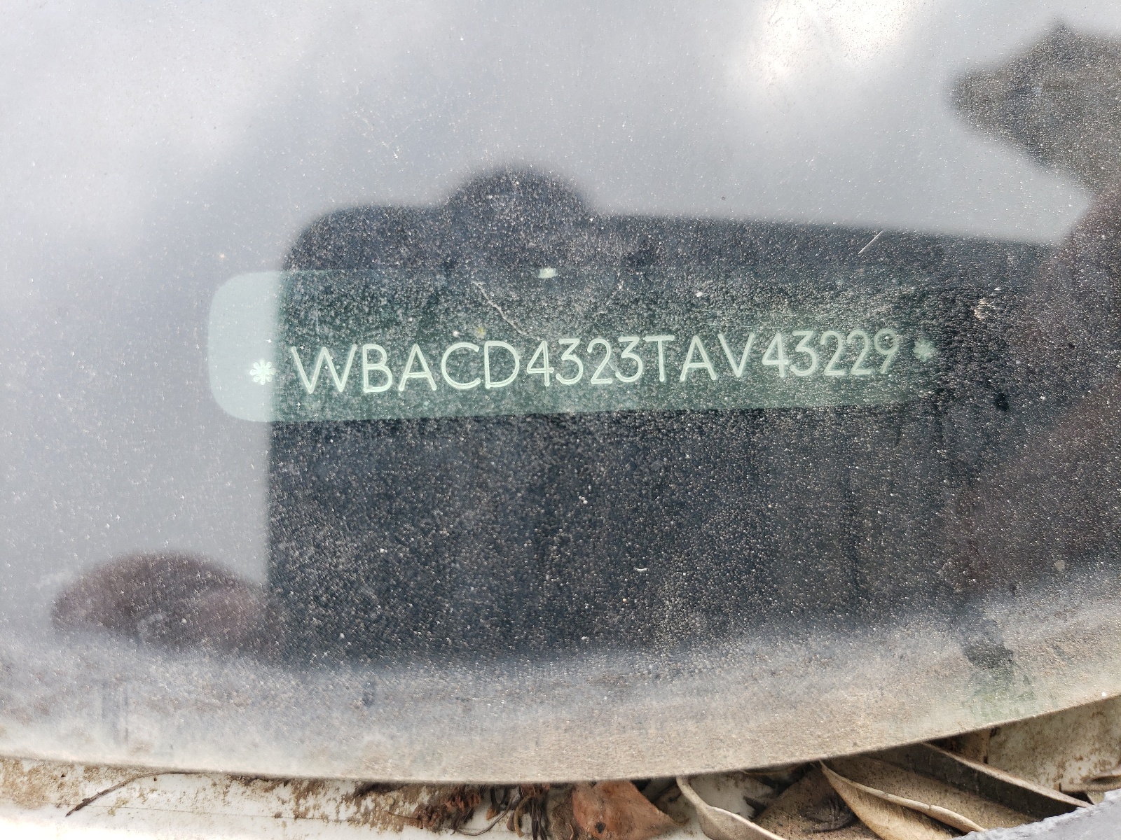 WBACD4323TAV43229 1996 BMW 328 I Automatic