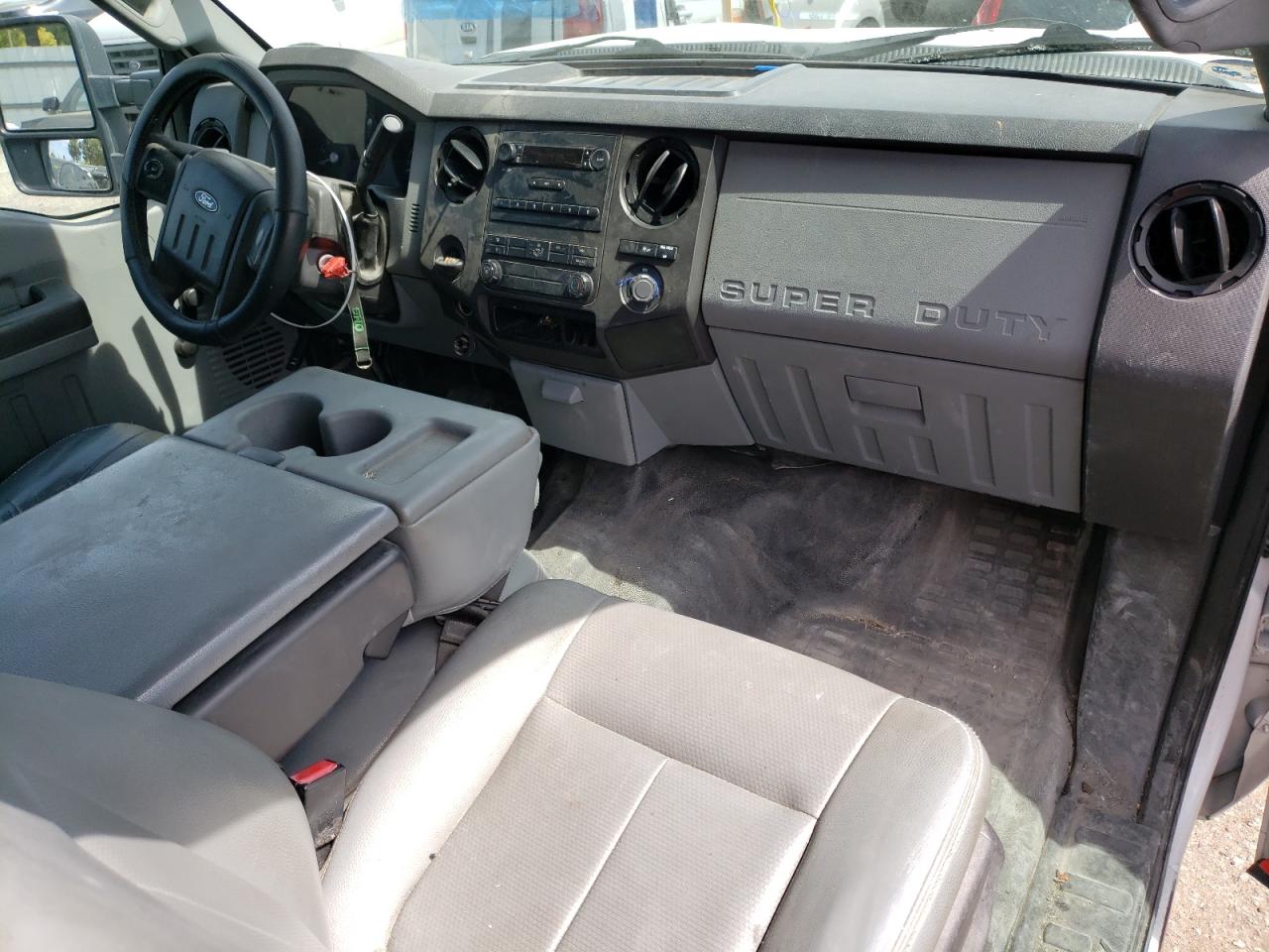 2012 Ford F250 - Image 8