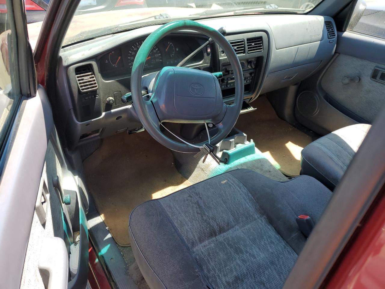 1998 Toyota Tacoma Xtracab VIN: 4TAVL52N7WZ049473 Lot: 54808584