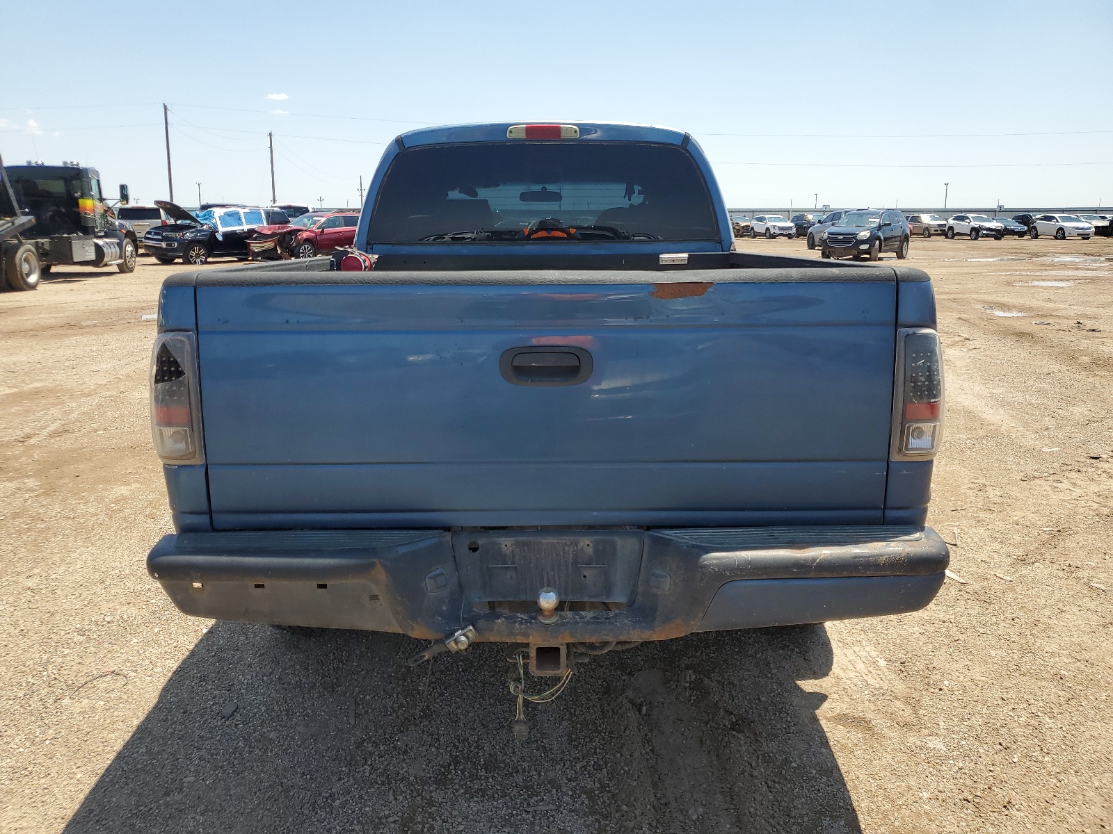 1B7HG38N02S583791 2002 Dodge Dakota Quad Sport