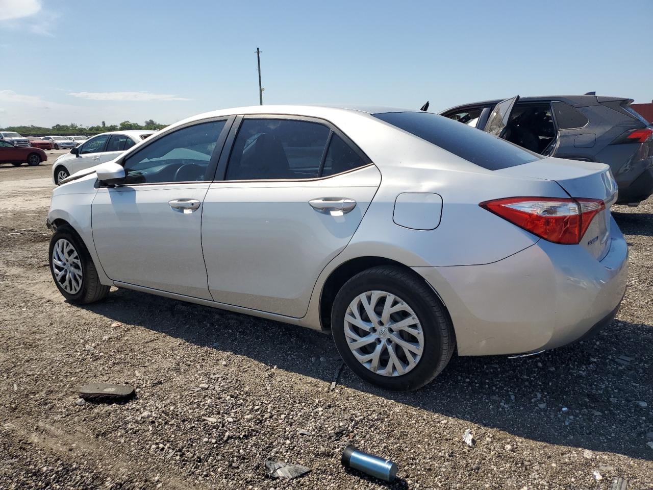 5YFBURHE2GP547630 2016 TOYOTA COROLLA - Image 2