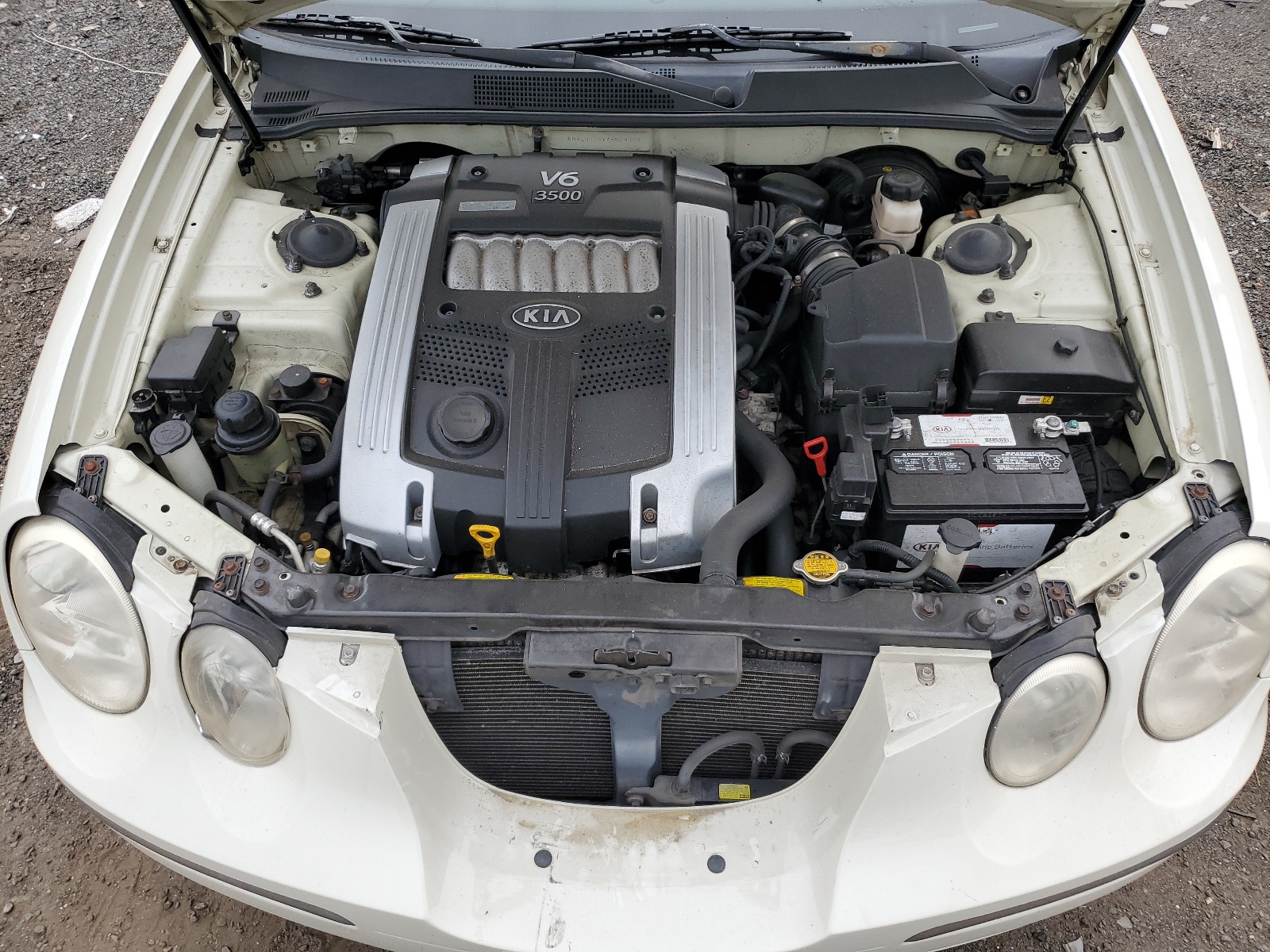 KNALD124X45028904 2004 Kia Amanti