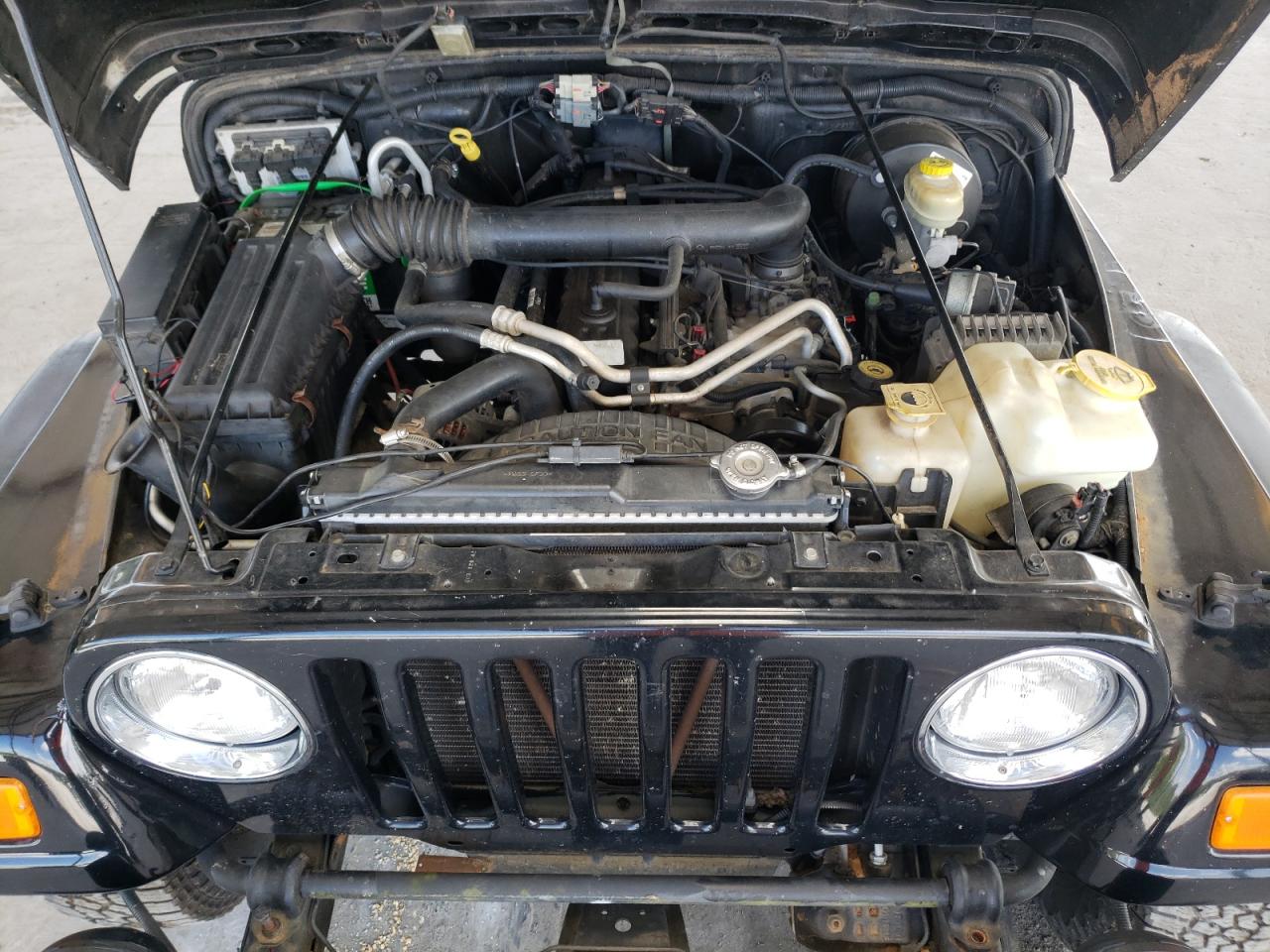 1J4FA49S44P790557 2004 Jeep Wrangler / Tj Sport