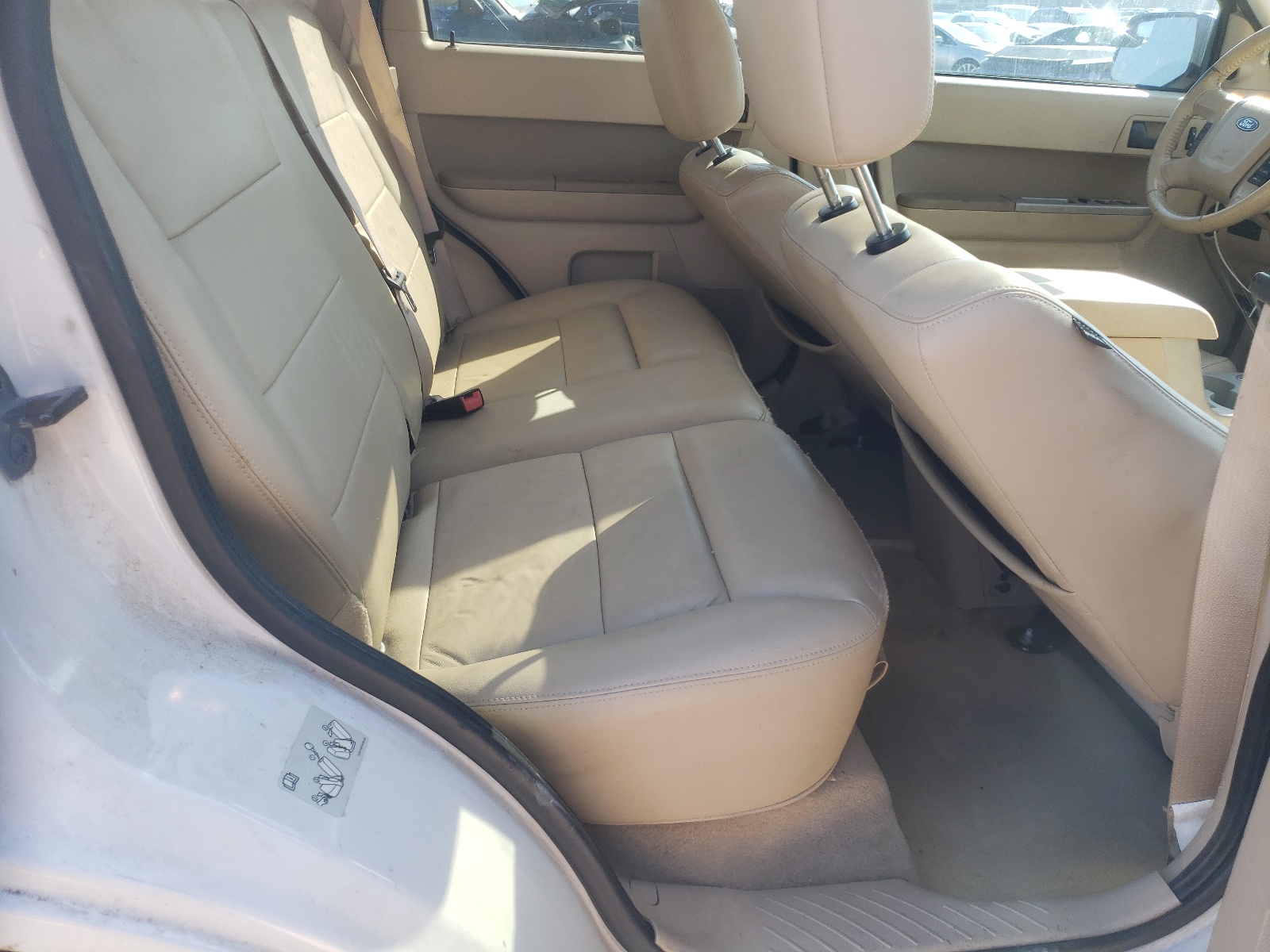 1FMCU0DG8AKB66874 2010 Ford Escape Xlt