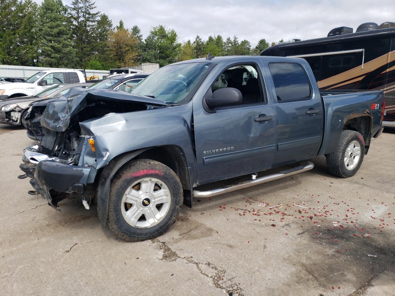 2011 Chevrolet Silverado - Image 1