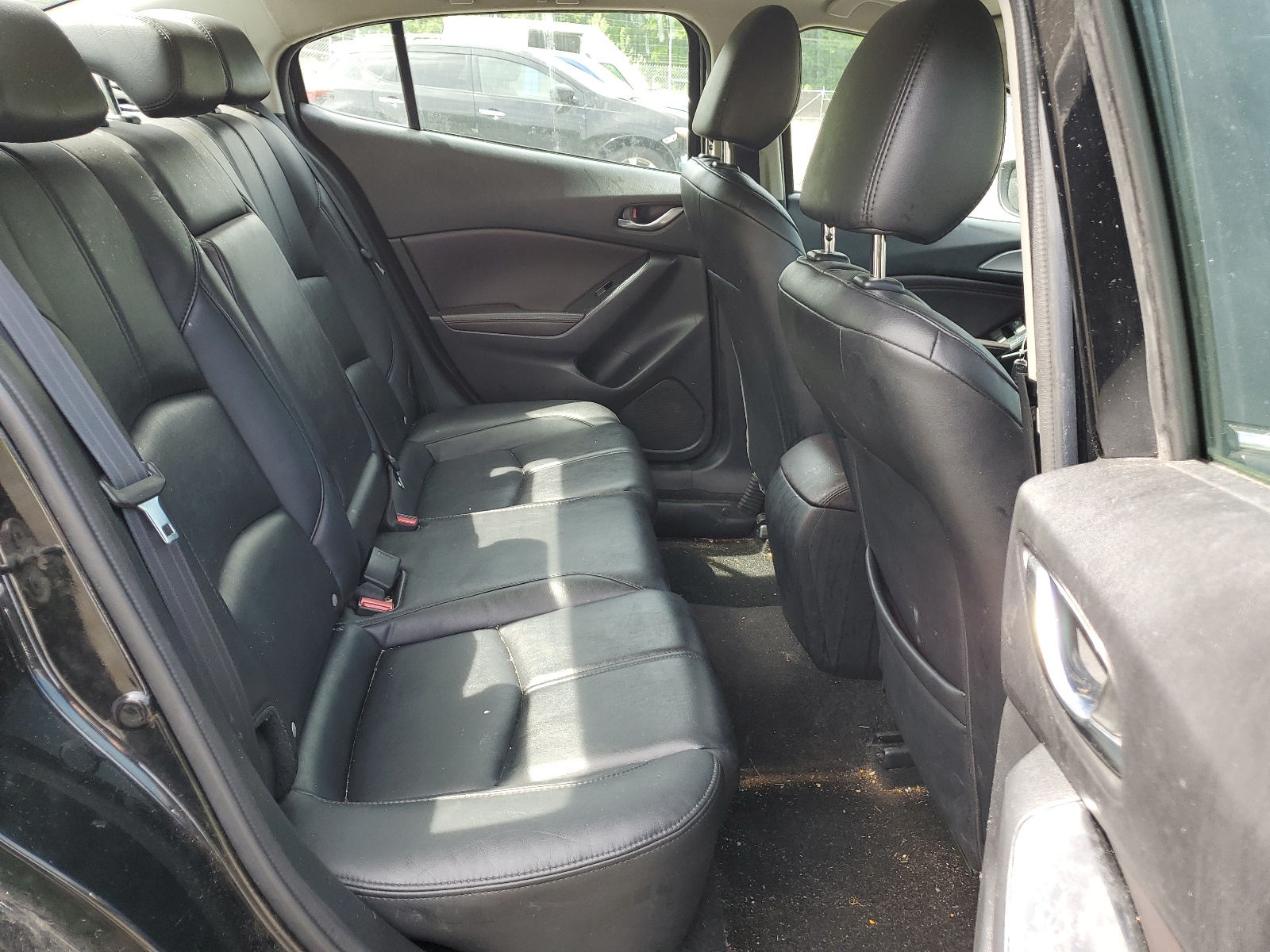 3MZBN1V3XJM197239 2018 Mazda 3 Touring