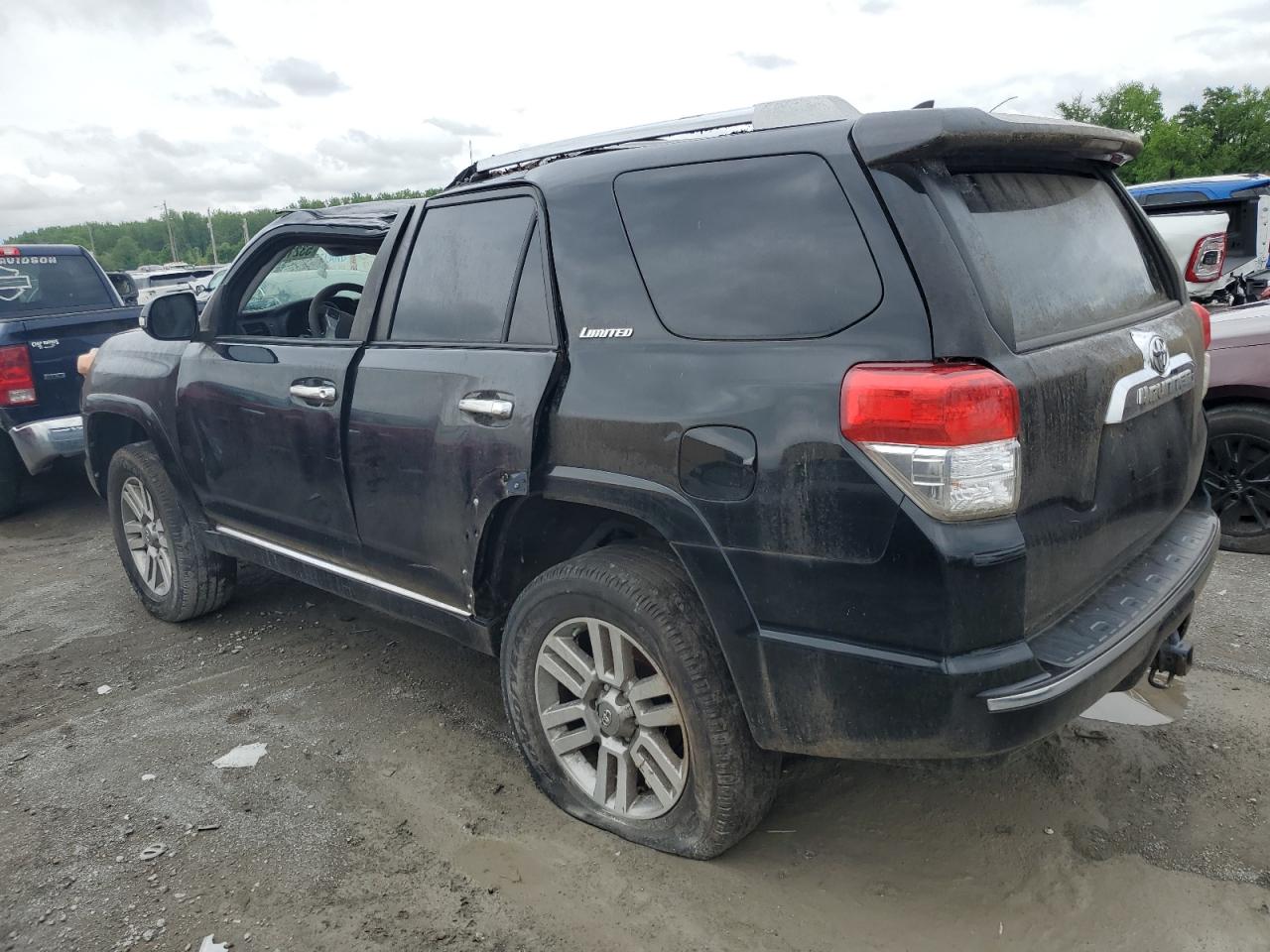 VIN JTEBU5JR3D5119446 2013 TOYOTA 4RUNNER no.2