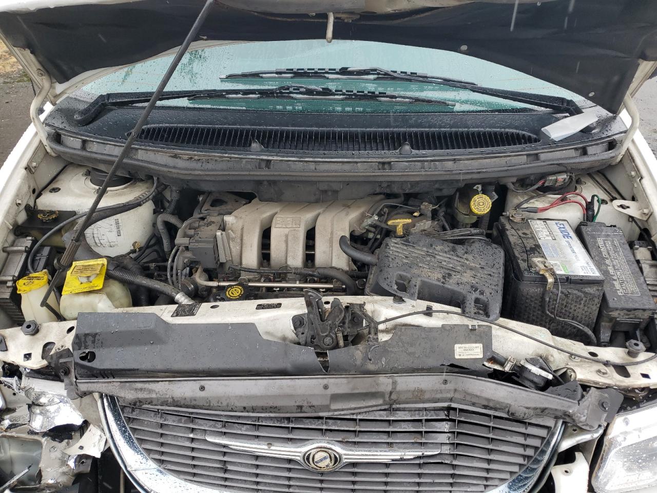 2000 Chrysler Town & Country Lx VIN: 1C4GP44G6YB744324 Lot: 56021624