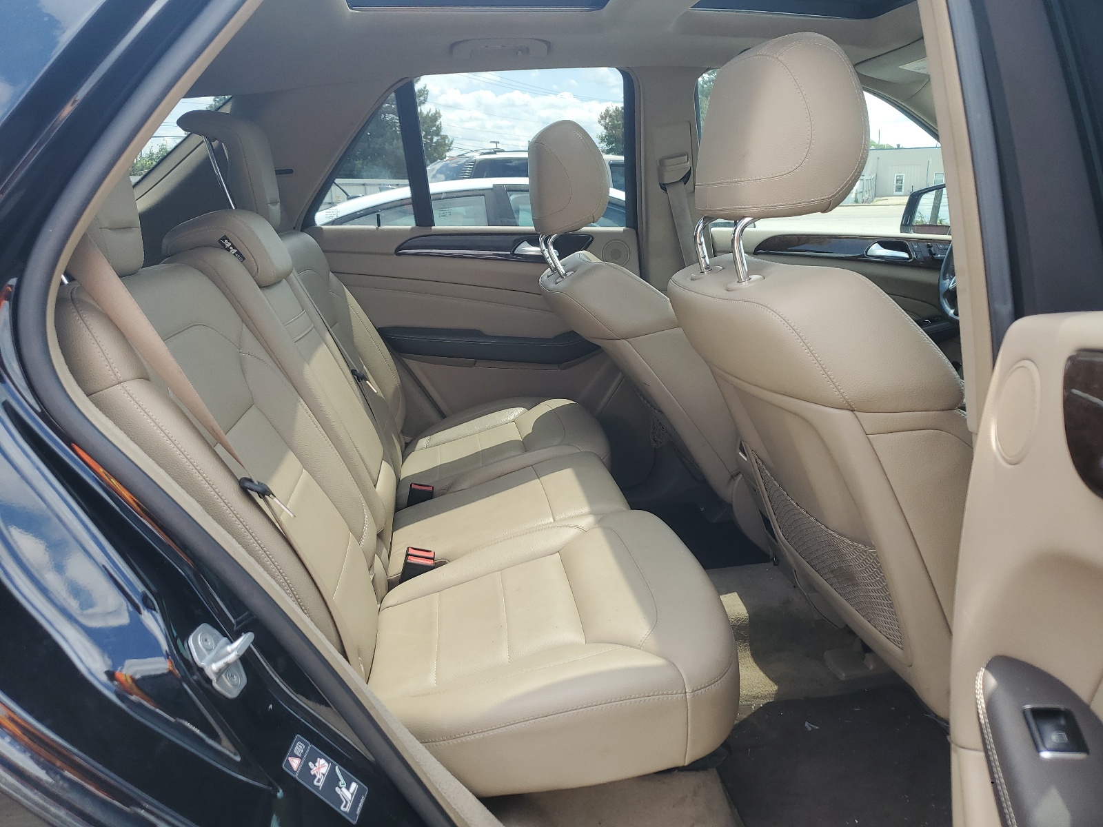 4JGDA5HB2CA037577 2012 Mercedes-Benz Ml 350 4Matic