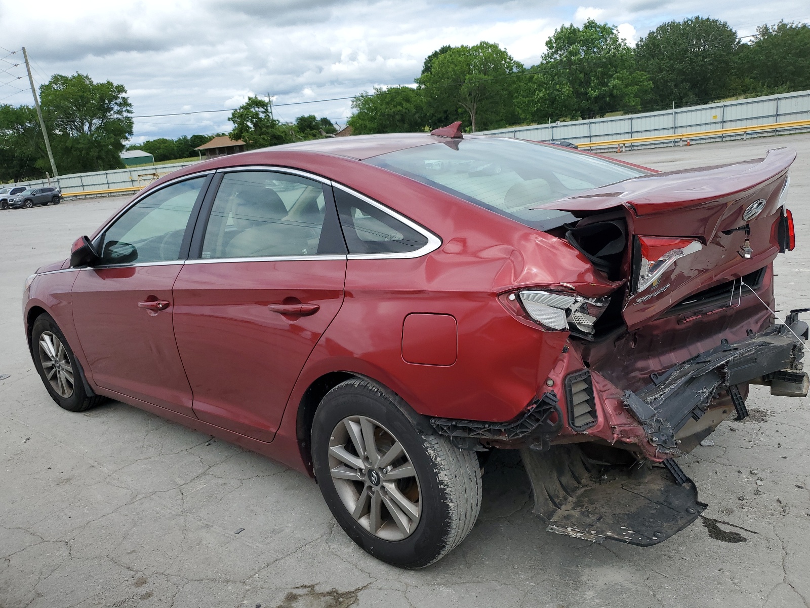 2016 Hyundai Sonata Se vin: 5NPE24AF1GH340409