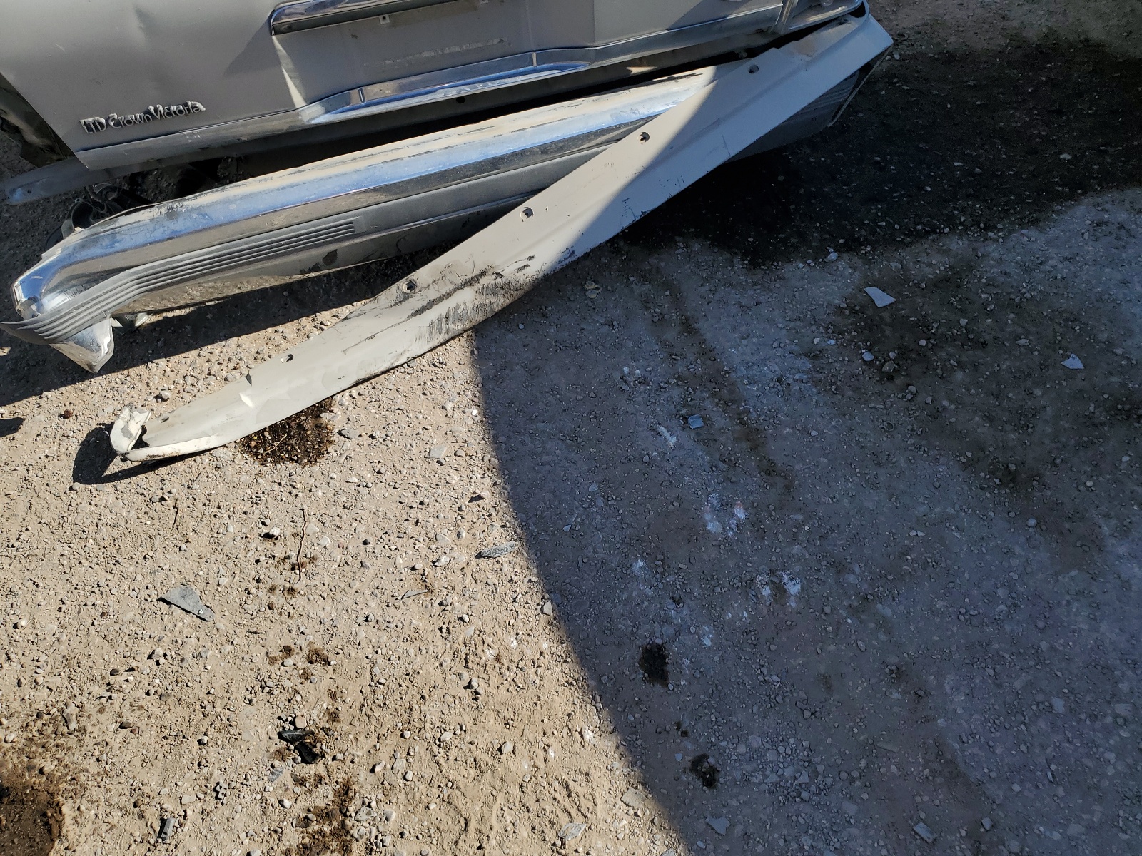 2FABP72F7JX188412 1988 Ford Crown Victoria S