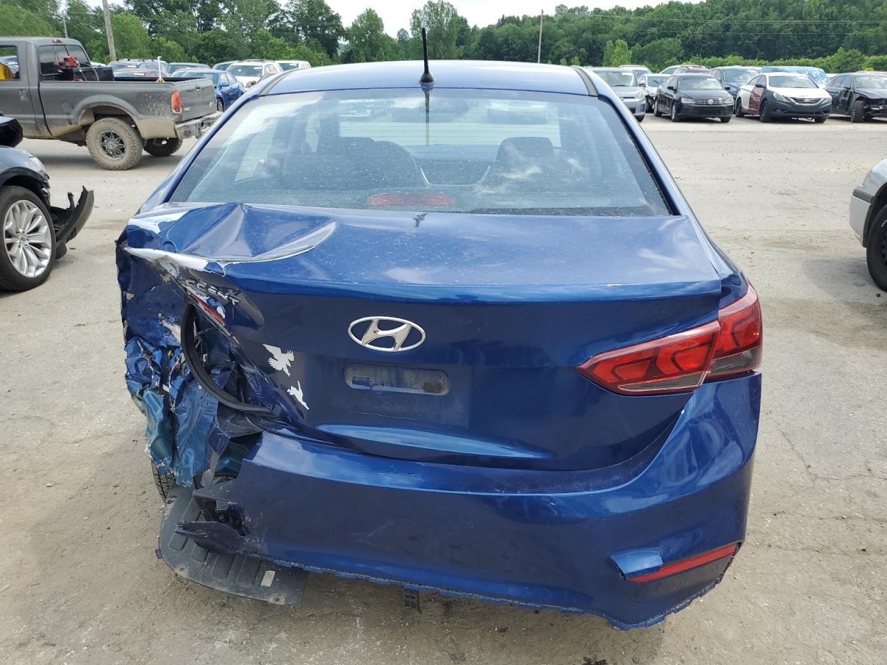 3KPC24A65LE126562 2020 Hyundai Accent Se