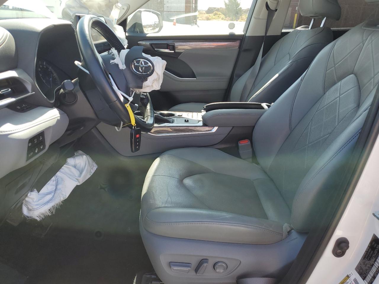 2021 Toyota Highlander Hybrid Platinum VIN: 5TDEBRCH2MS034417 Lot: 56700984