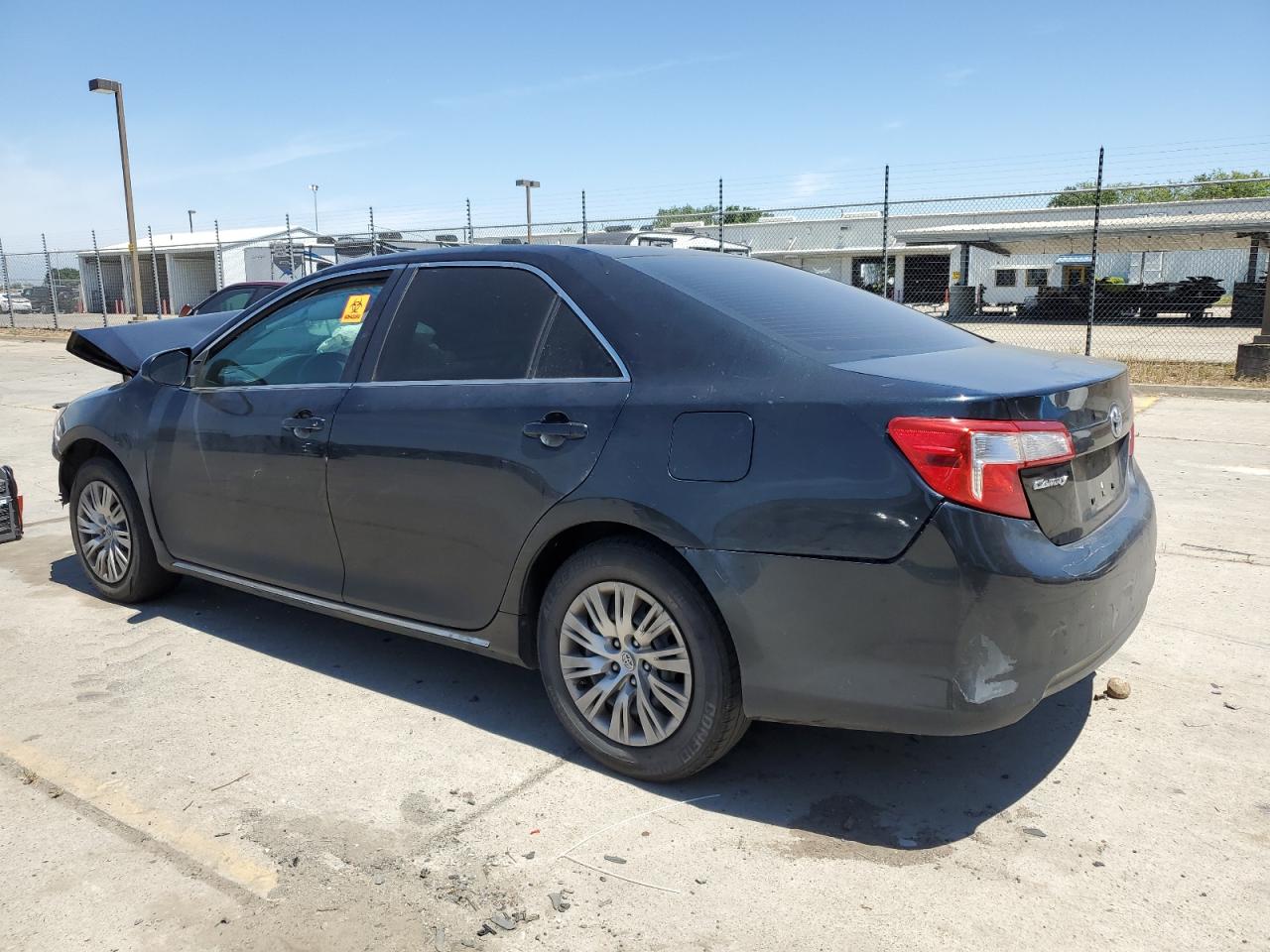 VIN 4T4BF1FK1DR274944 2013 TOYOTA CAMRY no.2