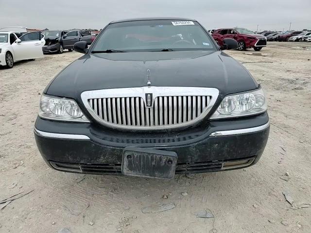 2007 Lincoln Town Car Designer VIN: 1LNHM83V07Y622473 Lot: 56760294