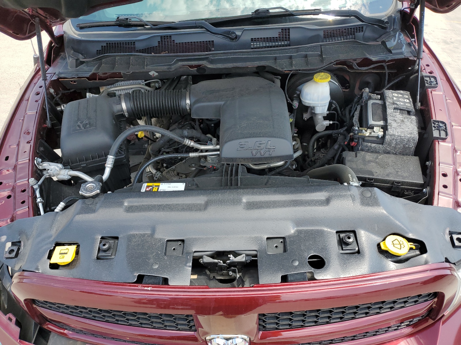 1C6RR6FG0KS555436 2019 Ram 1500 Classic Tradesman