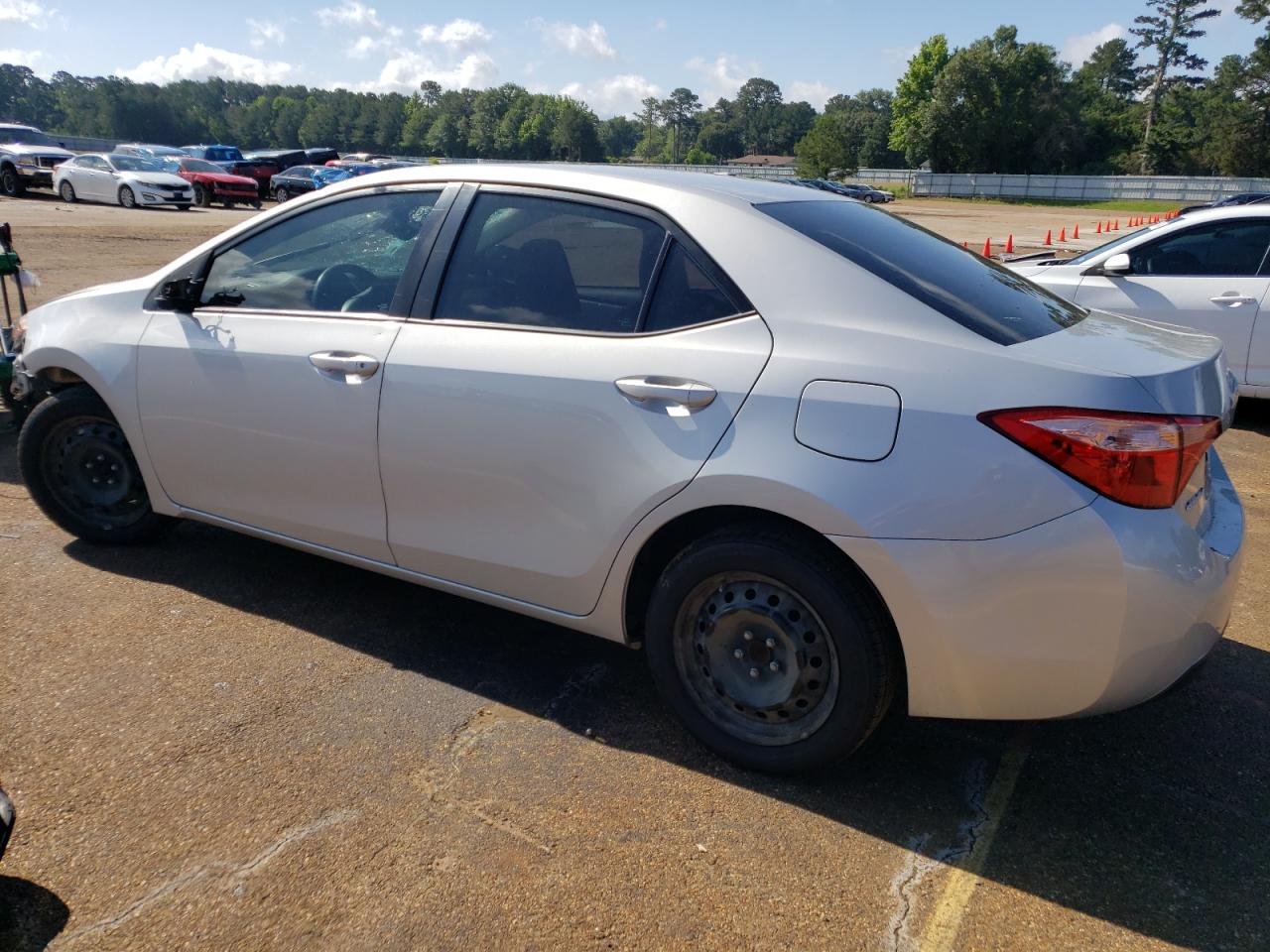 2T1BURHE8HC881145 2017 TOYOTA COROLLA - Image 2