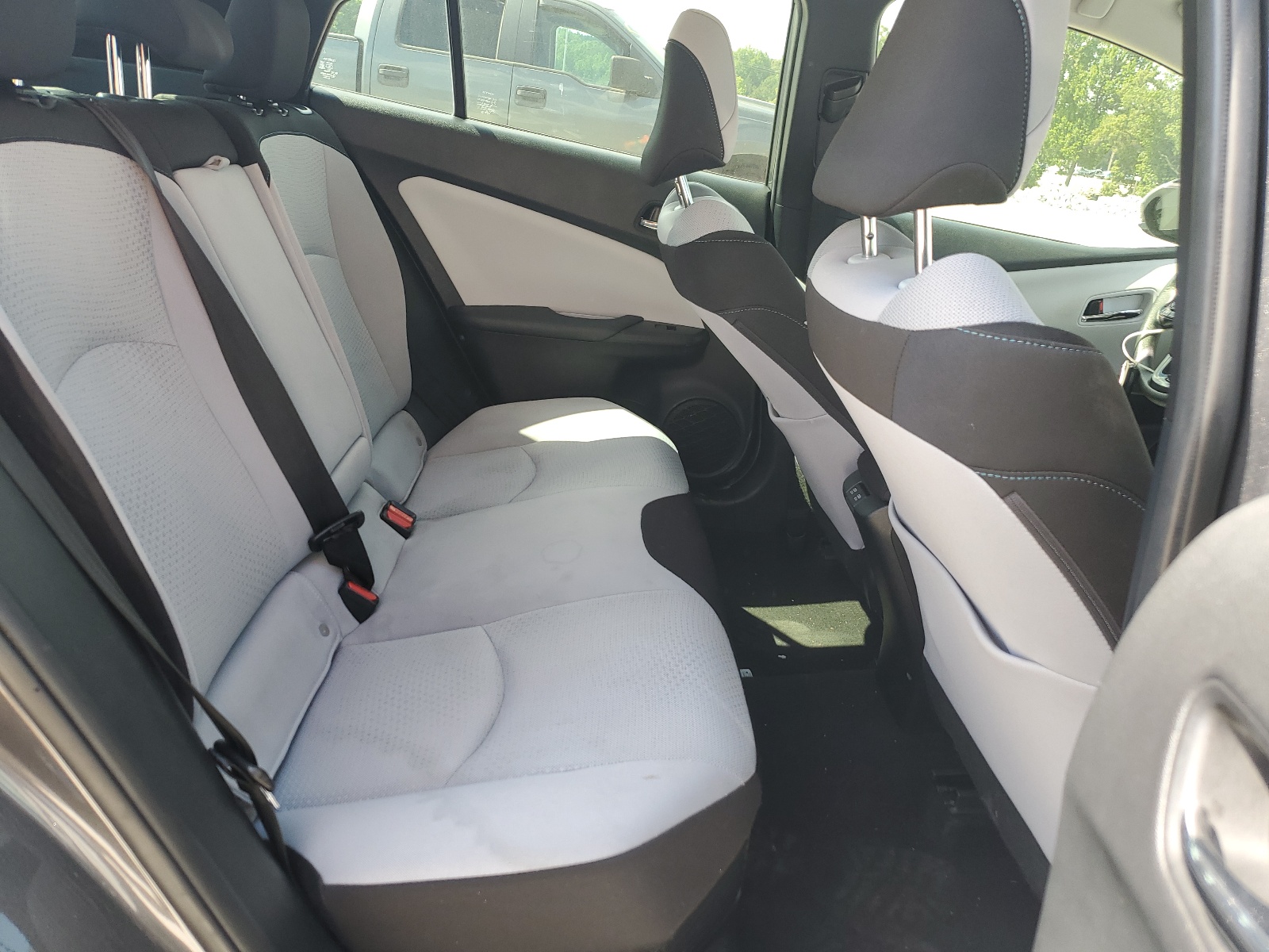 JTDKARFU1L3121868 2020 Toyota Prius L