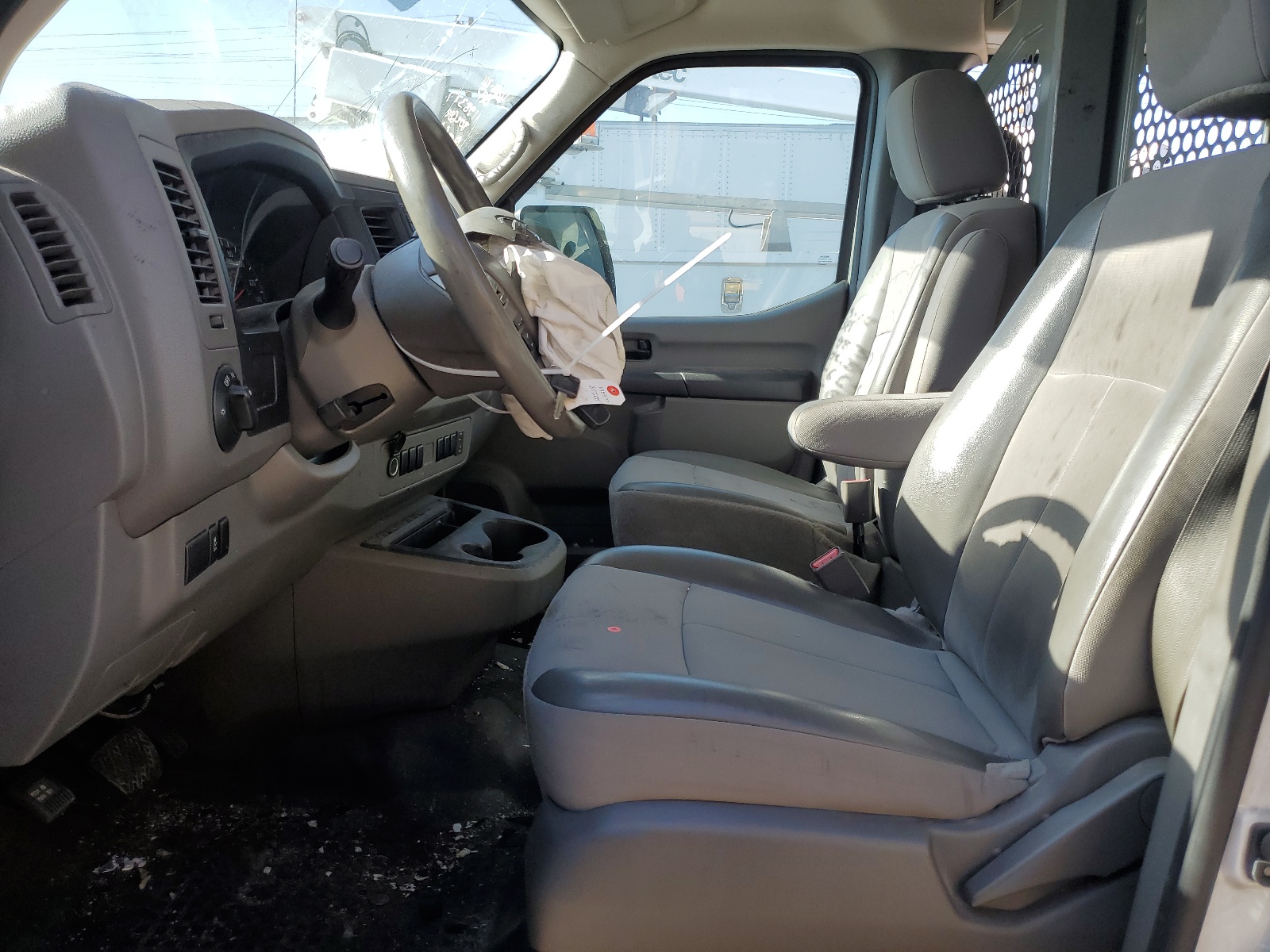 1N6BF0KM5JN802682 2018 Nissan Nv 1500 S