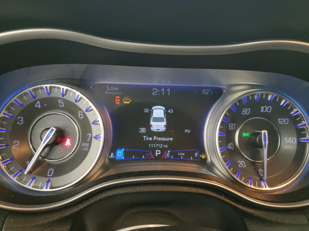 2017 Chrysler 300 Limited VIN: 2C3CCAAG3HH662138 Lot: 57218724