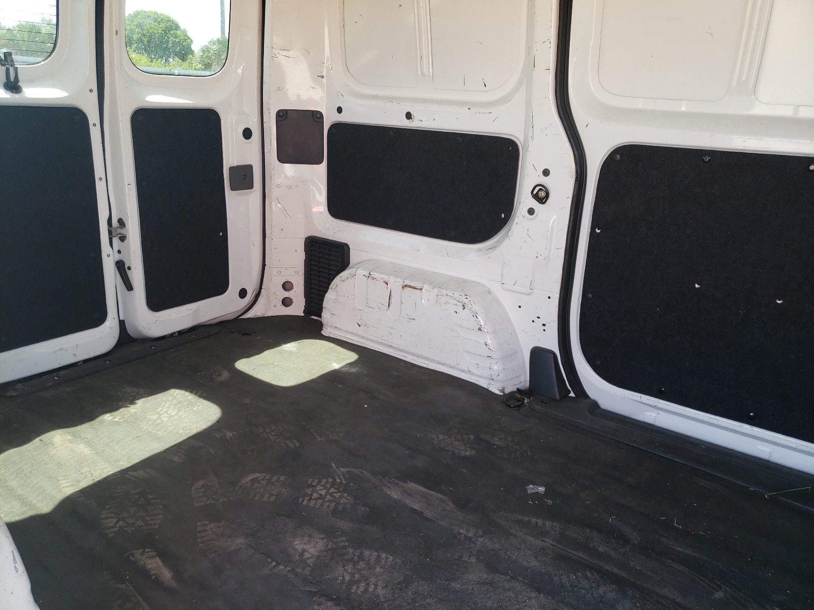 3N6CM0KNXJK697954 2018 Nissan Nv200 2.5S