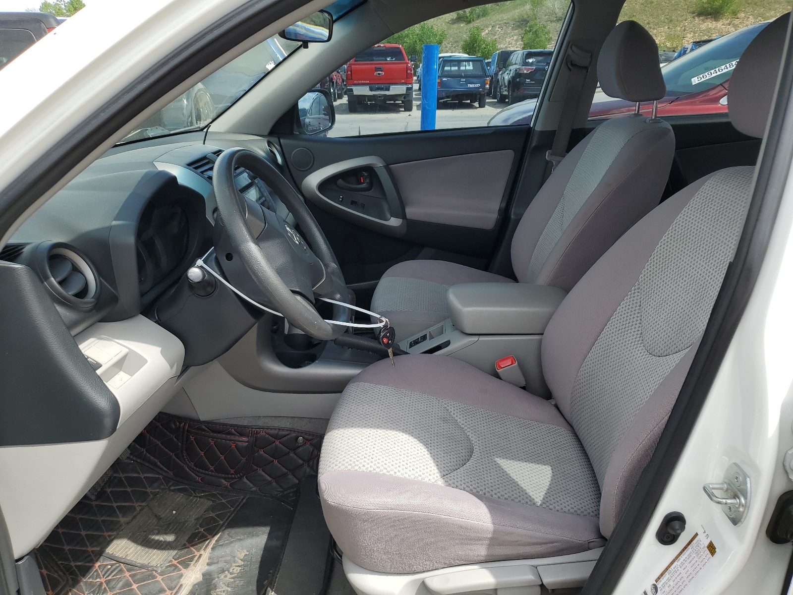 JTMBD33V886068982 2008 Toyota Rav4