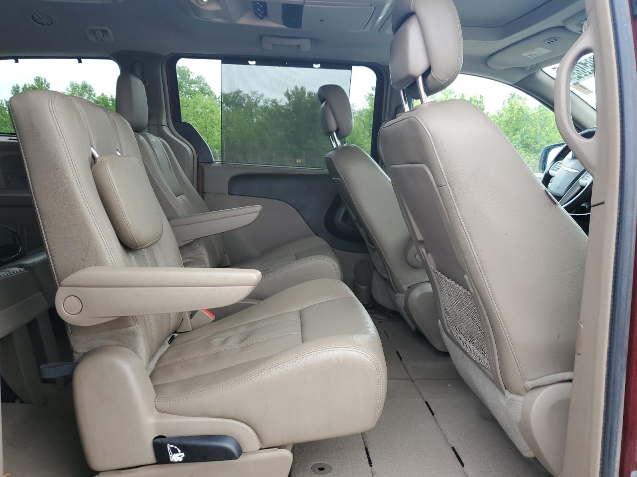 2016 Chrysler Town & Country Touring L VIN: 2C4RC1CG3GR167403 Lot: 55354884