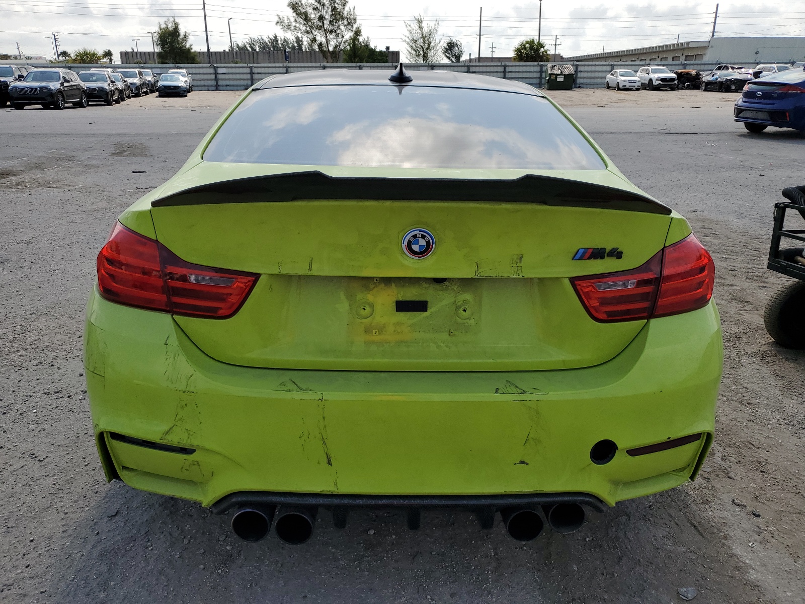 WBS3R9C58GK337196 2016 BMW M4