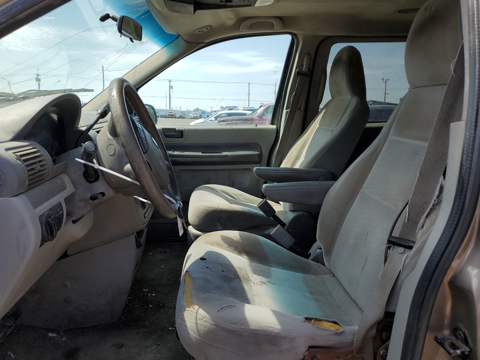 2FMZA50635BA54030 2005 Ford Freestar S