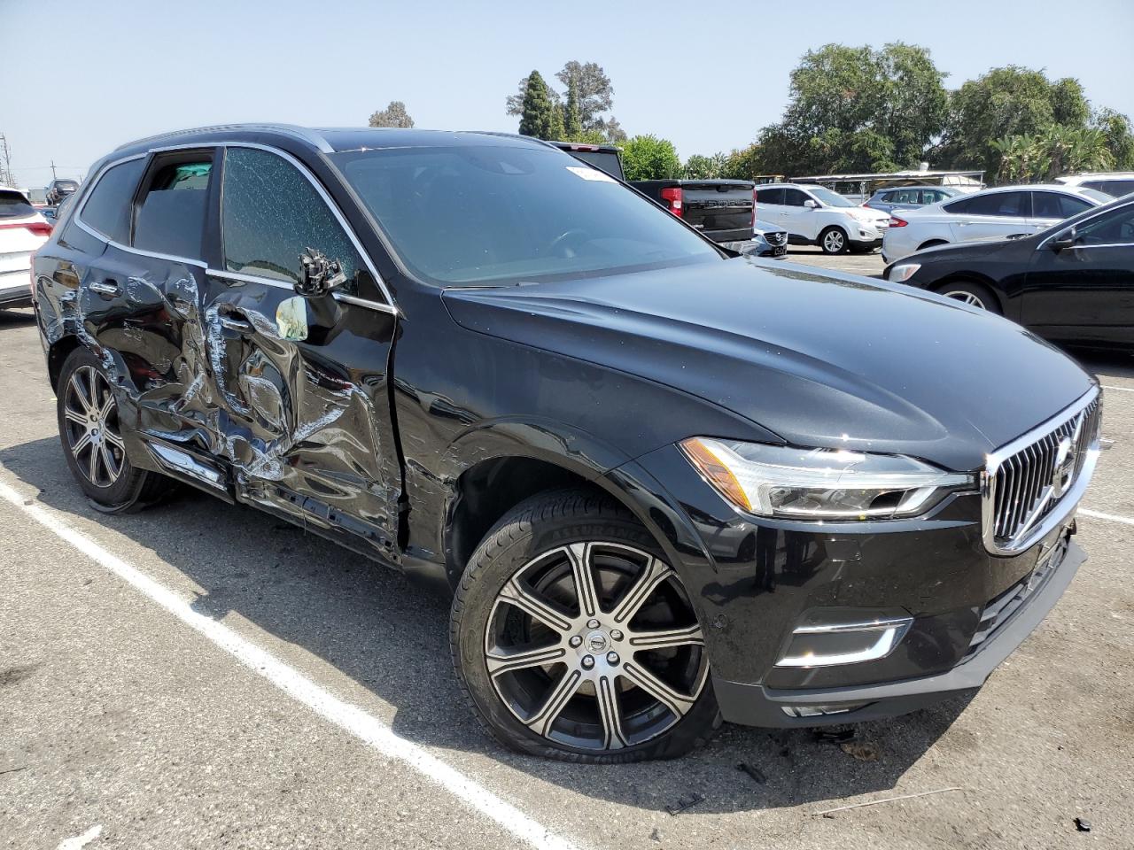 2018 Volvo XC60 - Image 4