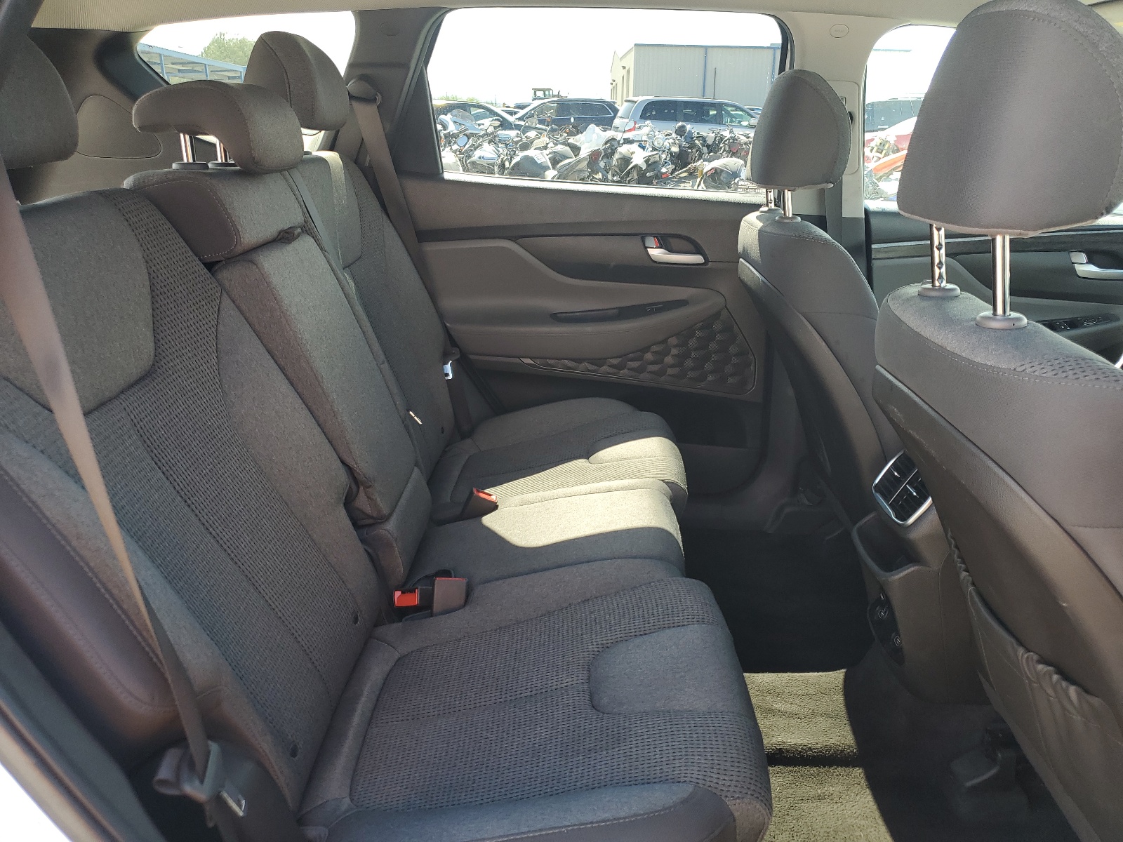 5NMS23AD2LH141016 2020 Hyundai Santa Fe Se