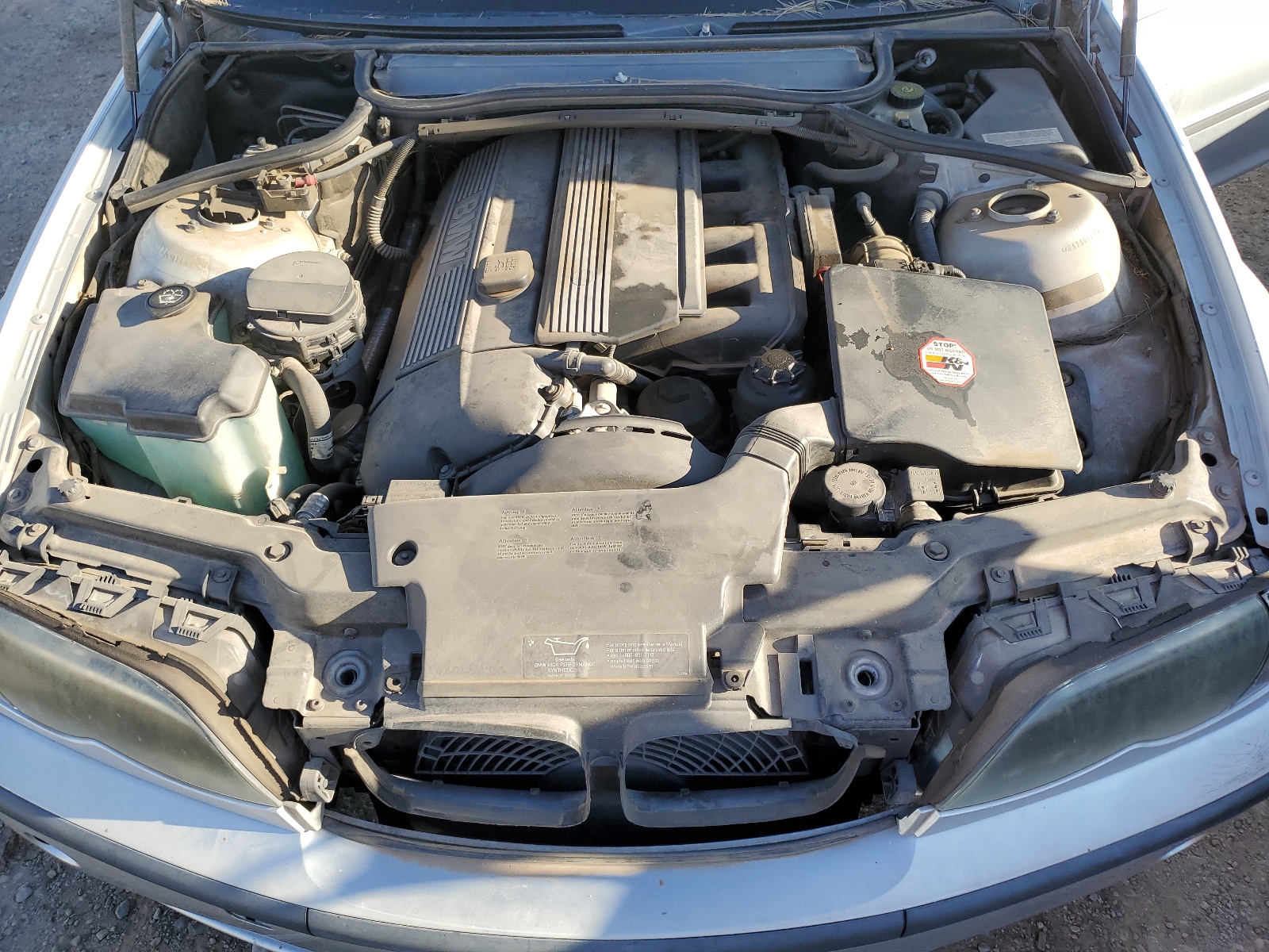 WBAEU33432PF71843 2002 BMW 325 Xi