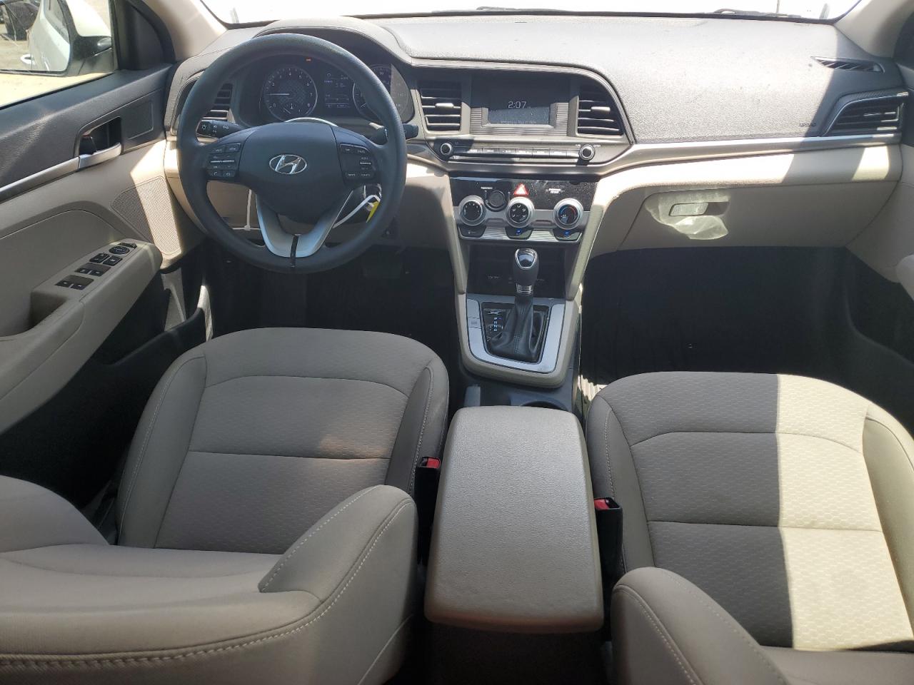 5NPD74LF9KH485118 2019 Hyundai Elantra Se