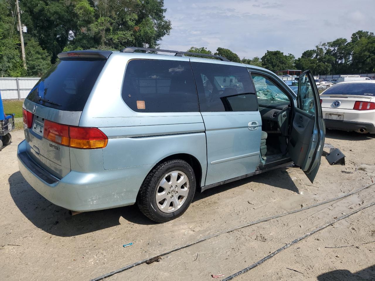 5FNRL18604B066987 2004 Honda Odyssey Ex