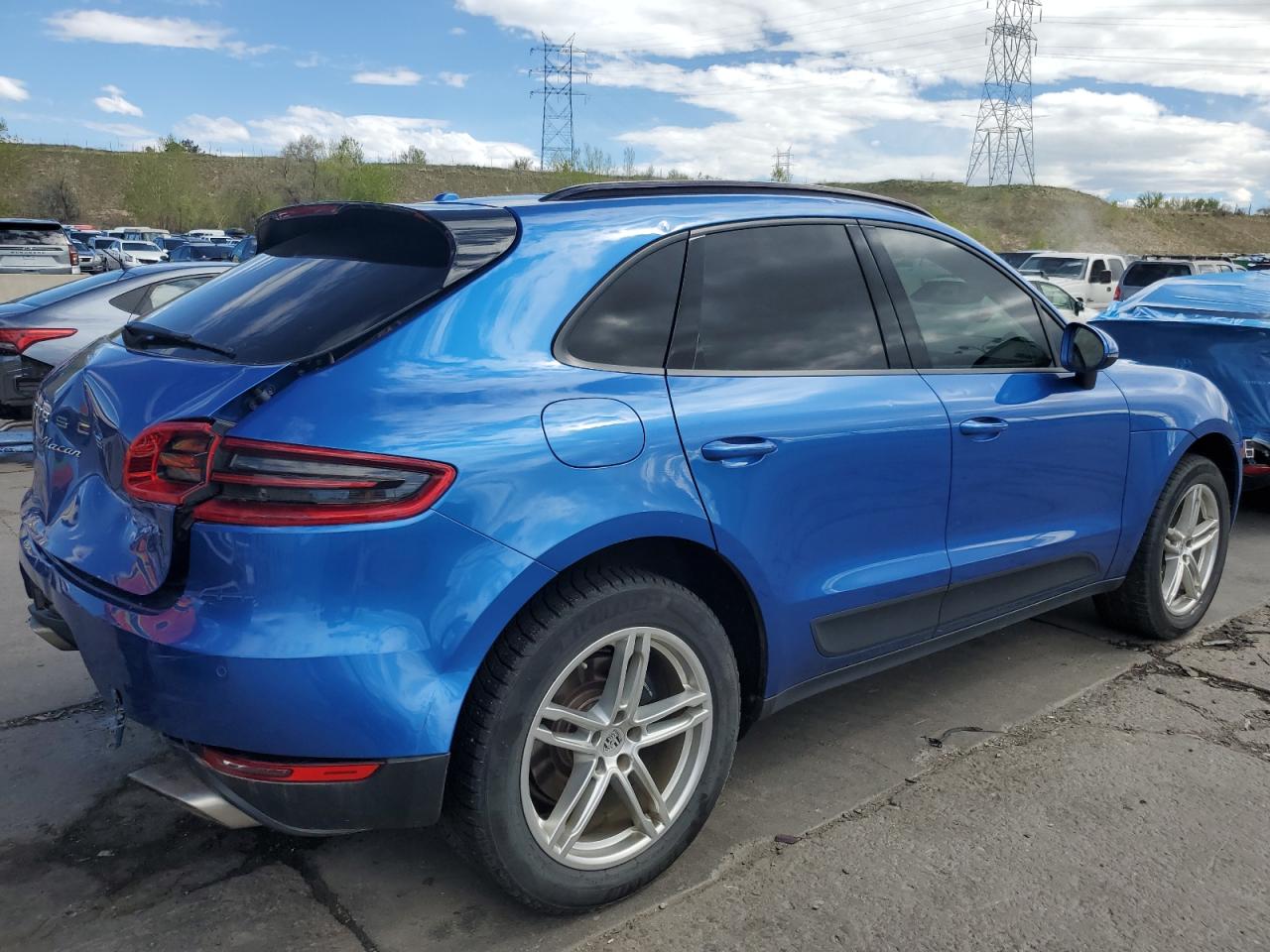 2017 Porsche Macan VIN: WP1AA2A53HLB05051 Lot: 54255584