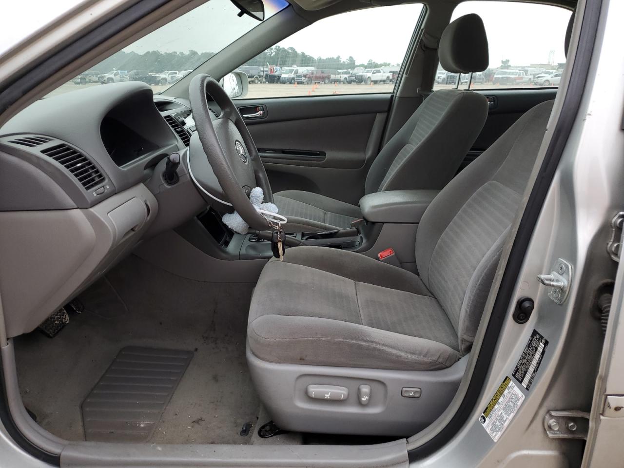 2005 Toyota Camry Le VIN: 4T1BE32K35U980037 Lot: 56817034