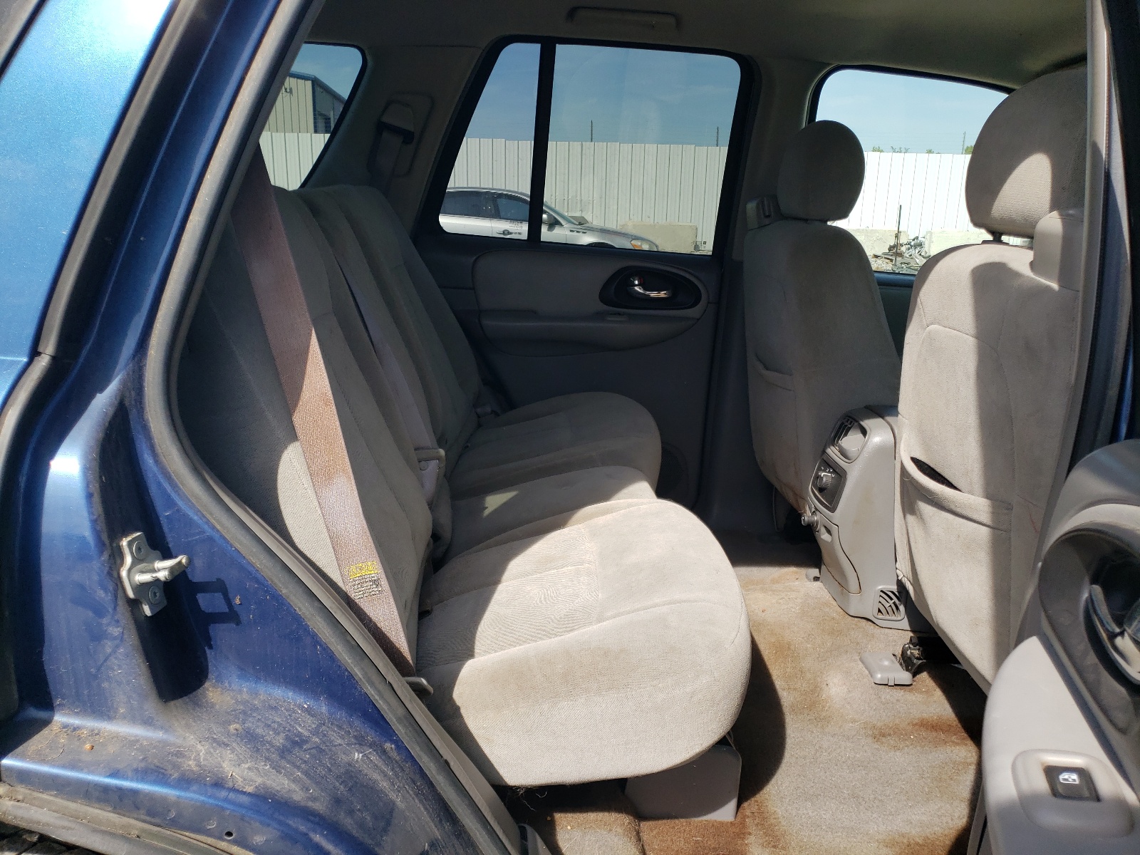 1GNDT13S052234198 2005 Chevrolet Trailblazer Ls