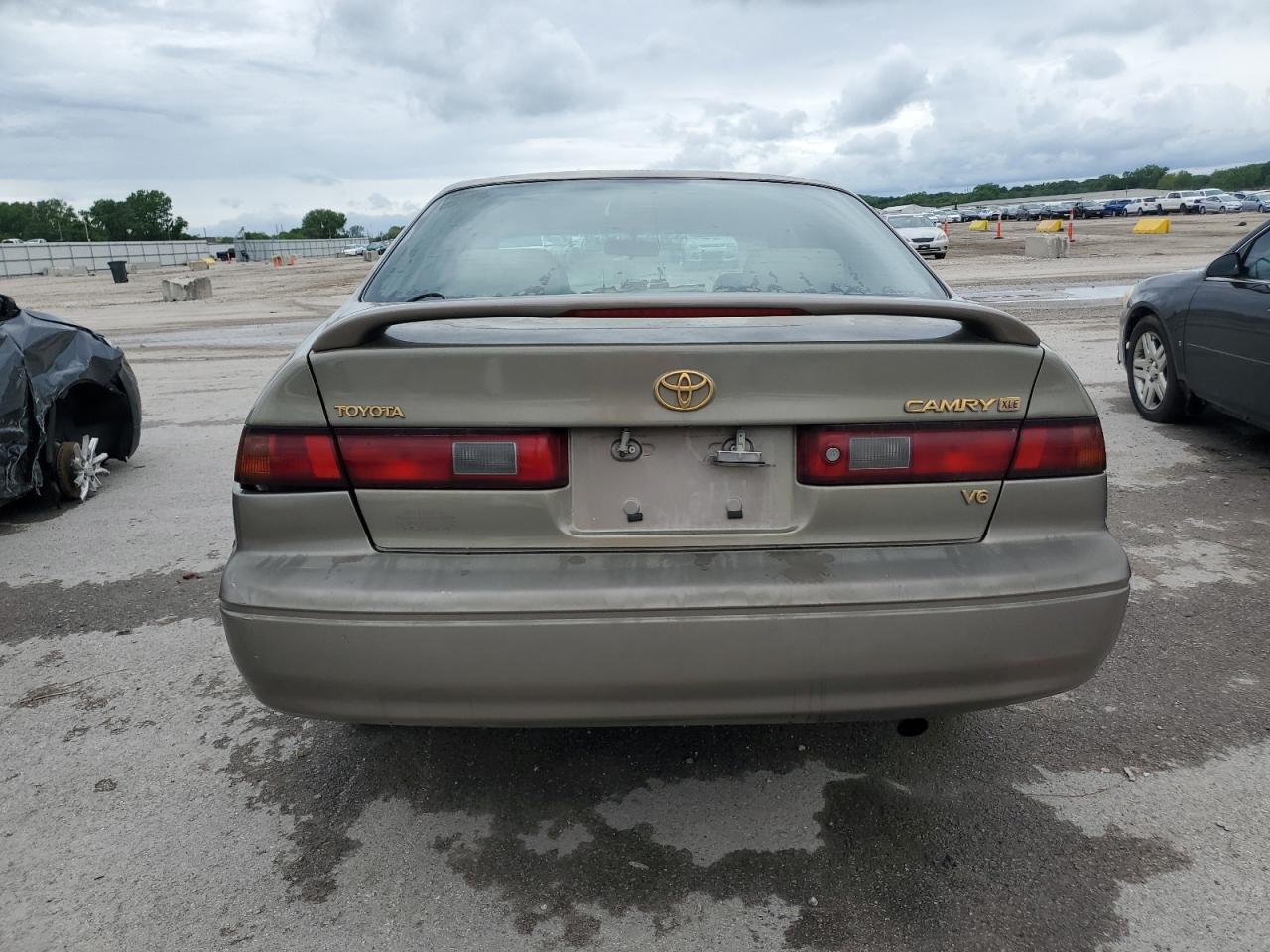 1999 Toyota Camry Le VIN: JT2BF28K1X0222378 Lot: 54608494