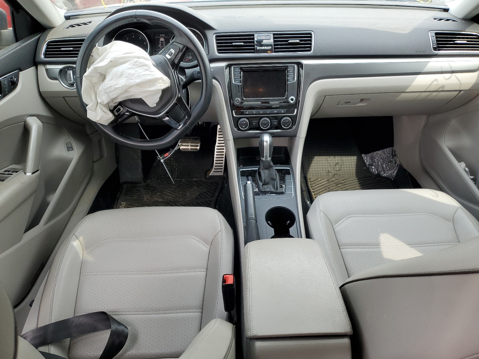 1VWAA7A30JC051465 2018 Volkswagen Passat S