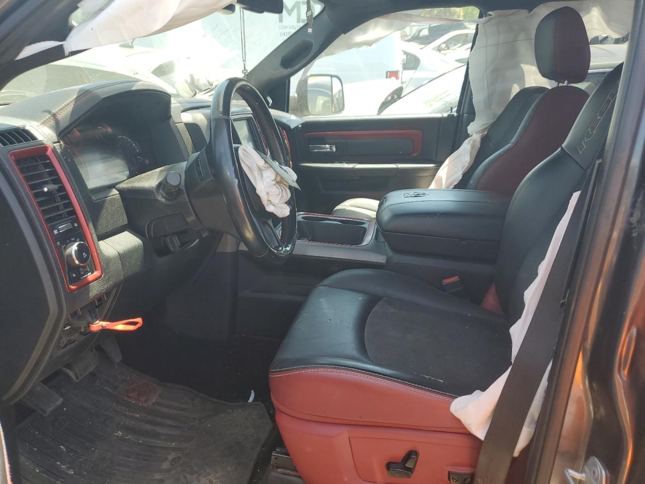 2016 RAM 1500 - Image 7